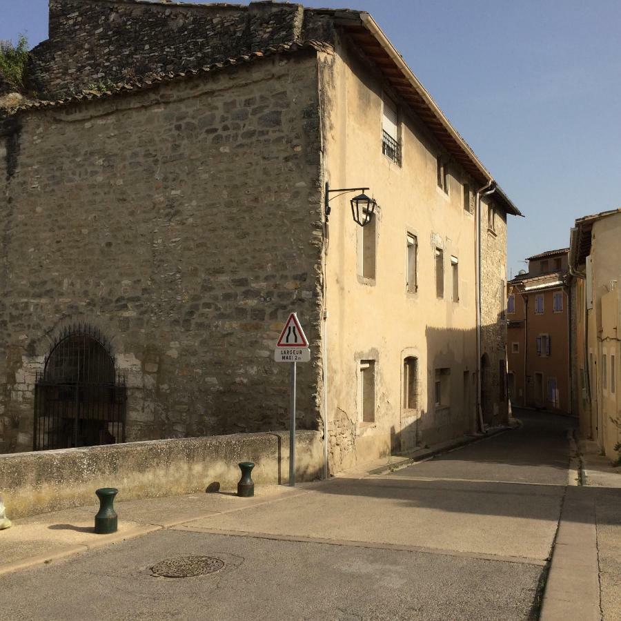 Appartement Le calme et la tranquilité à 15 minutes d'Avignon à Caumont-sur-Durance Extérieur photo